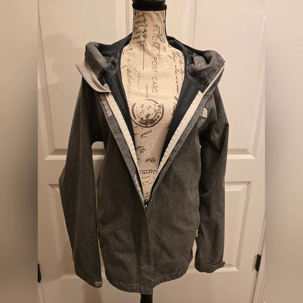 The North Face HyVent 2.5L Waterproof Gray Hooded Jacket XL - Picture 2 of 15